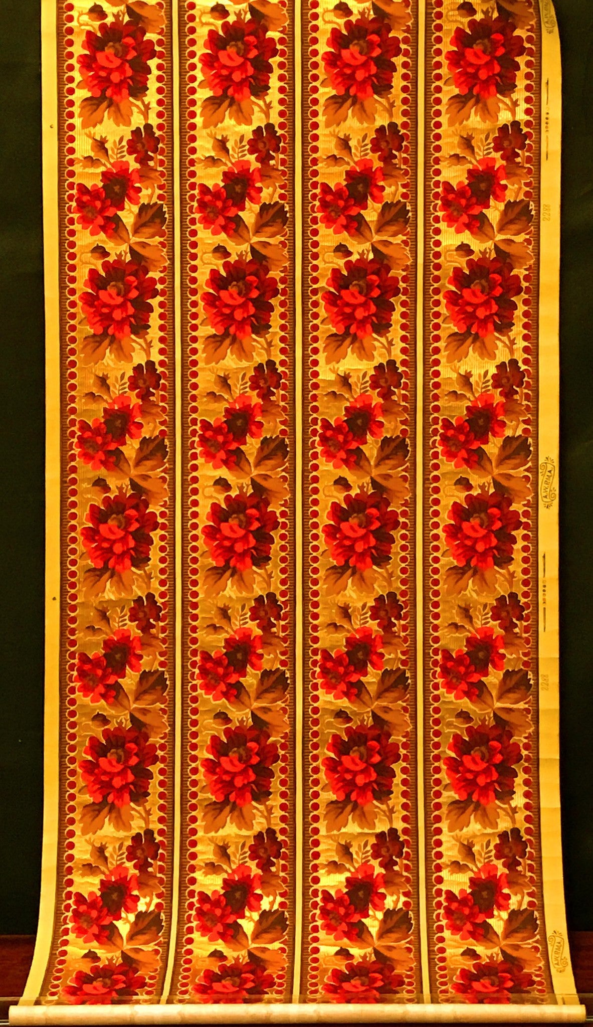 4-Band 4-5/8" Gilt Floral Border - Antique Wallpaper Rolls